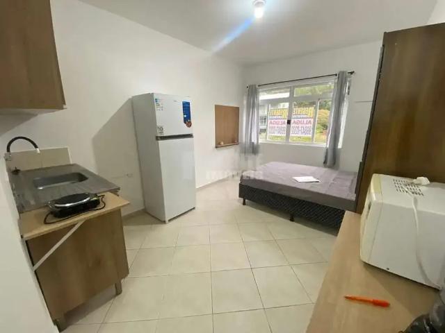 Kitnet / Stúdio para Locação em Florianópolis/SC Carvoeira 1 Quartos