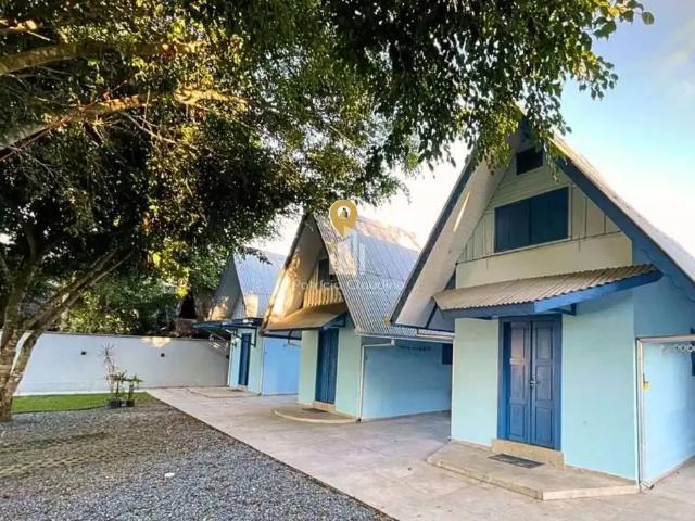 Kitnet / Stúdio para Locação em Itapoá/SC Rainha do Mar 2 Quartos