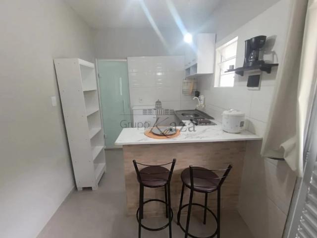 Kitnet / Stúdio para Locação em Jacareí/SP Bairro do Colonia 1 Quartos