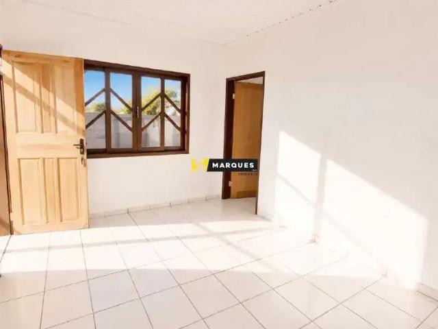 Kitnet / Stúdio para Locação em Joinville/SC Paranaguamirim 1 Quartos