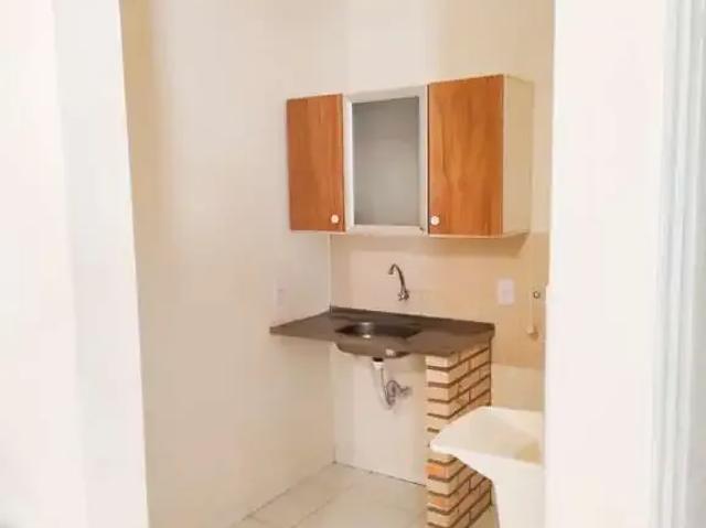 Kitnet / Stúdio para Locação em Londrina/PR Parque Residencial Joaquim Toledo Piza 1 Quartos