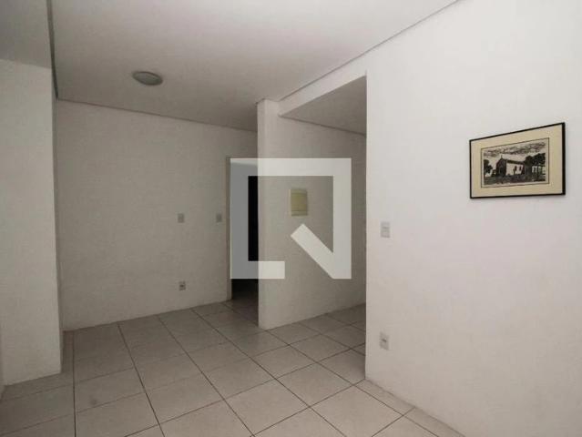 Kitnet / Stúdio para Locação em Porto Alegre/RS Azenha 1 Quartos