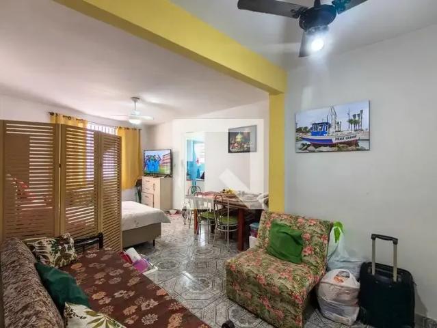 Kitnet / Stúdio para Locação em Praia Grande/SP Boqueirão