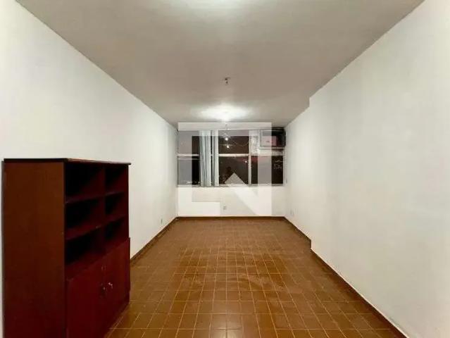 Kitnet / Stúdio para Locação em Rio de Janeiro/RJ Centro 1 Quartos