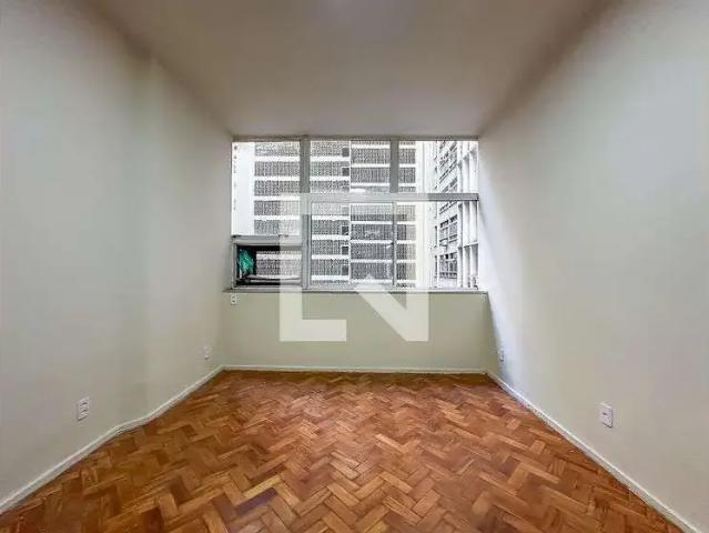 Kitnet / Stúdio para Locação em Rio de Janeiro/RJ Centro 1 Quartos