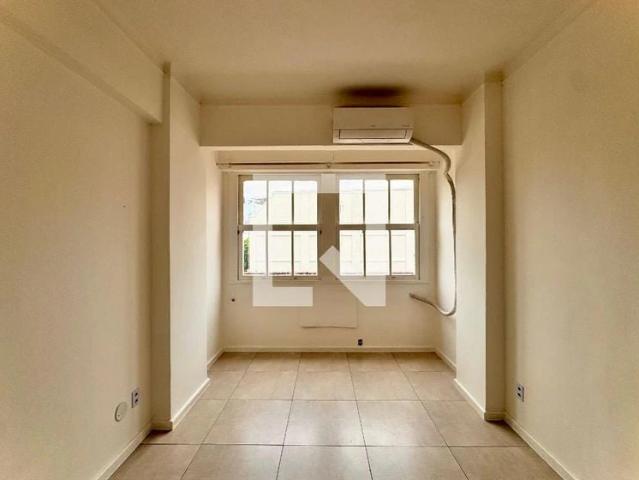 Kitnet / Stúdio para Locação em Rio de Janeiro/RJ Centro 1 Quartos