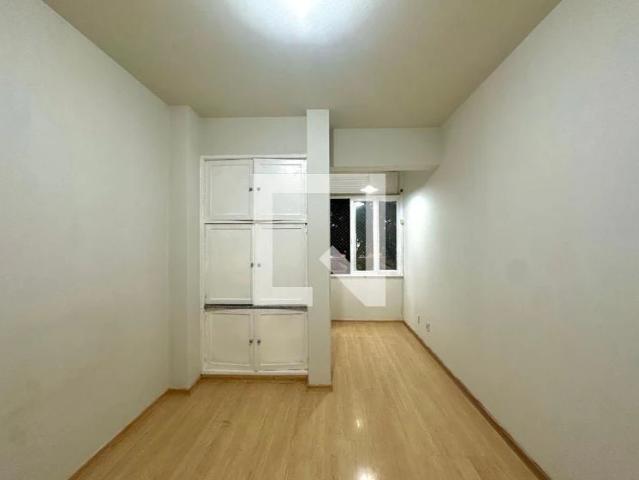 Kitnet / Stúdio para Locação em Rio de Janeiro/RJ Centro 1 Quartos