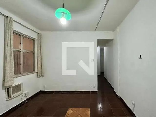 Kitnet / Stúdio para Locação em Rio de Janeiro/RJ Centro 1 Quartos