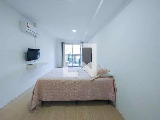 Kitnet / Stúdio para Locação em Rio de Janeiro/RJ Centro 1 Quartos
