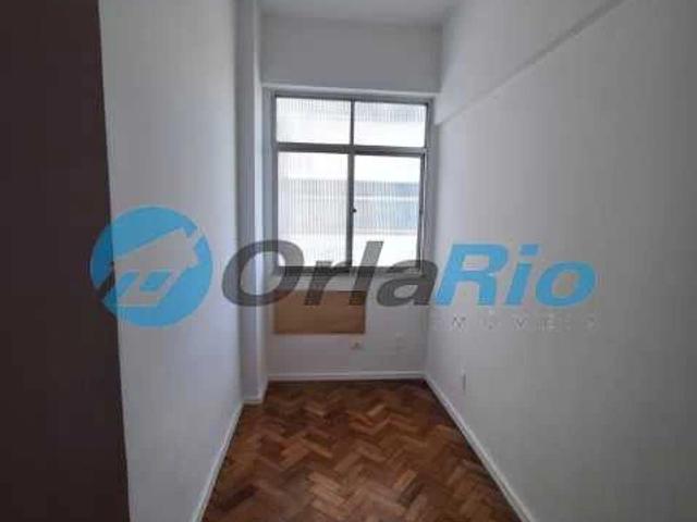 Kitnet / Stúdio para Locação em Rio de Janeiro/RJ Centro