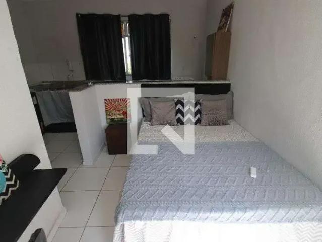 Kitnet / Stúdio para Locação em Rio de Janeiro/RJ Curicica 1 Quartos