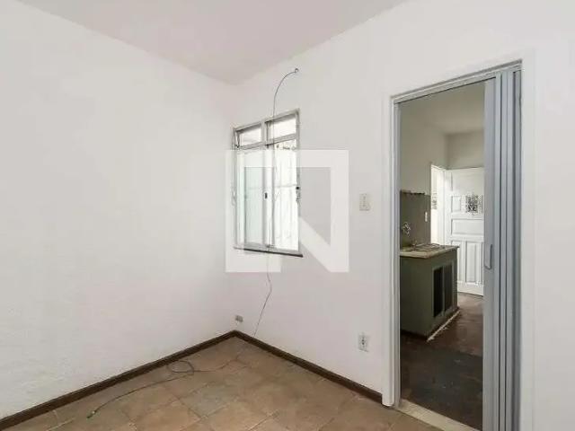 Kitnet / Stúdio para Locação em Rio de Janeiro/RJ Bonsucesso 1 Quartos