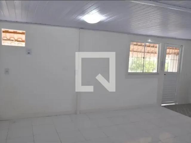 Kitnet / Stúdio para Locação em Rio de Janeiro/RJ Del Castilho 1 Quartos