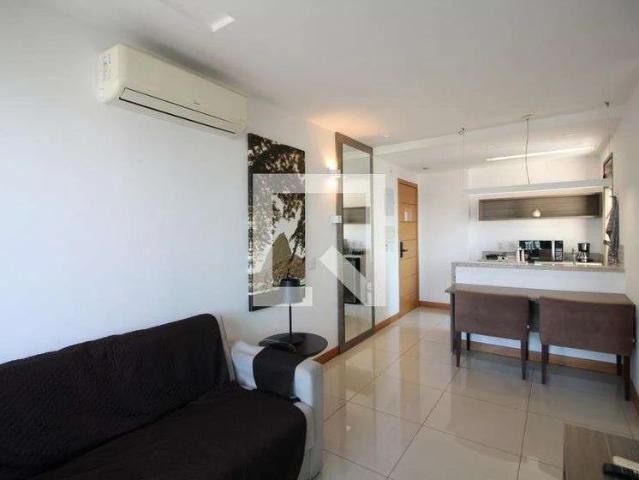 Kitnet / Stúdio para Locação em Rio de Janeiro/RJ Jacarepaguá 1 Quartos