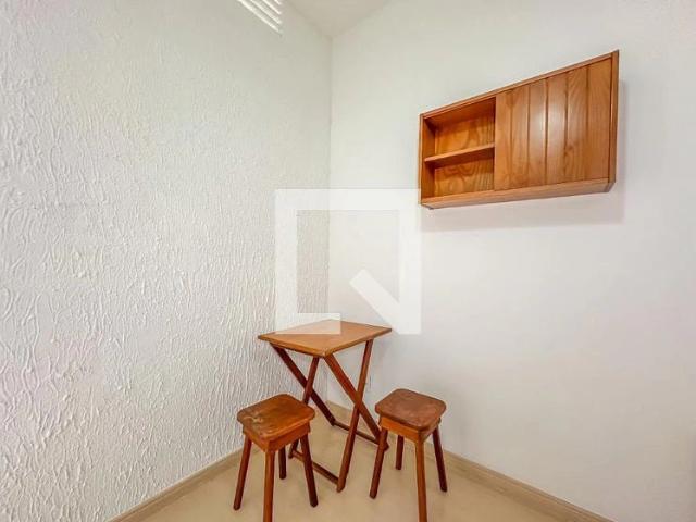 Kitnet / Stúdio para Locação em Rio de Janeiro/RJ Laranjeiras 1 Quartos