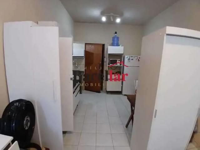 Kitnet / Stúdio para Locação em Rio de Janeiro/RJ Laranjeiras
