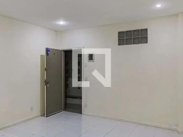 Kitnet / Stúdio para Locação em Rio de Janeiro/RJ Leme 1 Quartos