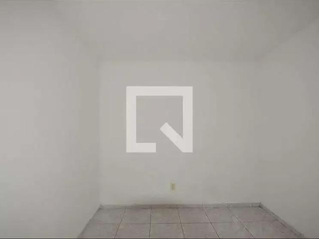 Kitnet / Stúdio para Locação em Rio de Janeiro/RJ Vila Valqueire 1 Quartos