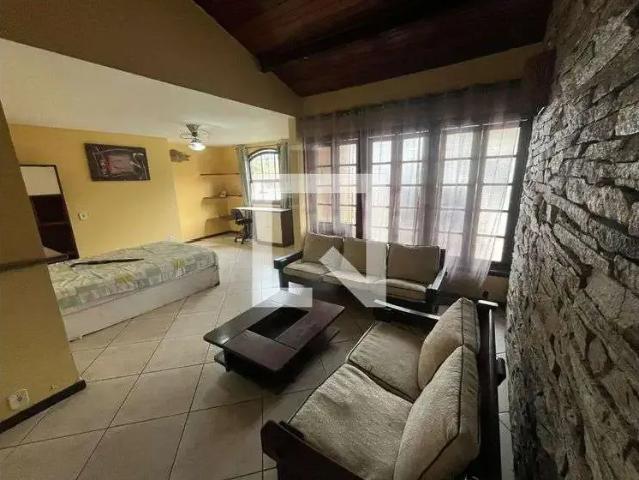 Kitnet / Stúdio para Locação em São Gonçalo/RJ Maria Paula 1 Quartos