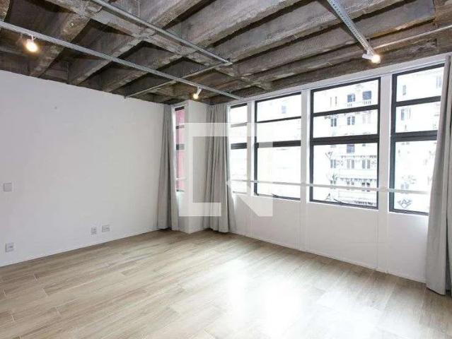 Kitnet / Stúdio para Locação em São Paulo/SP Centro 1 Quartos