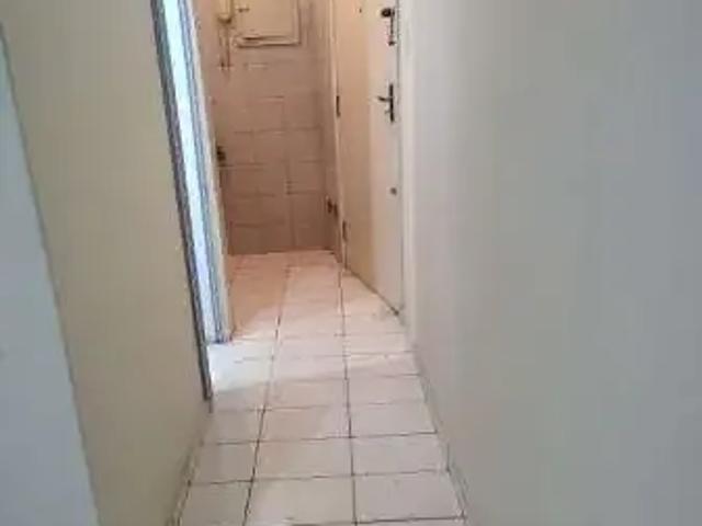 Kitnet / Stúdio para Locação em São Paulo/SP República