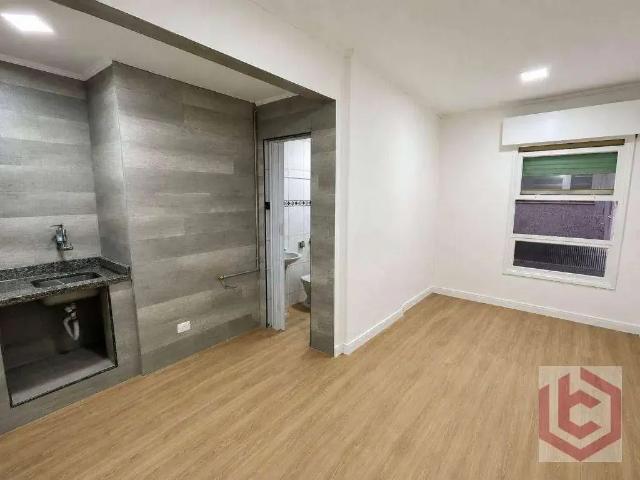 Kitnet / Stúdio para Locação em Santos/SP Aparecida