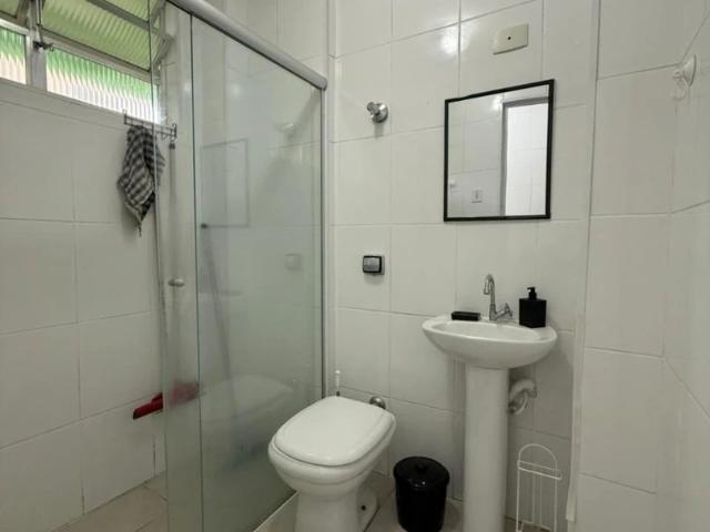 Kitnet / Stúdio para Locação em Santos/SP Ponta da Praia