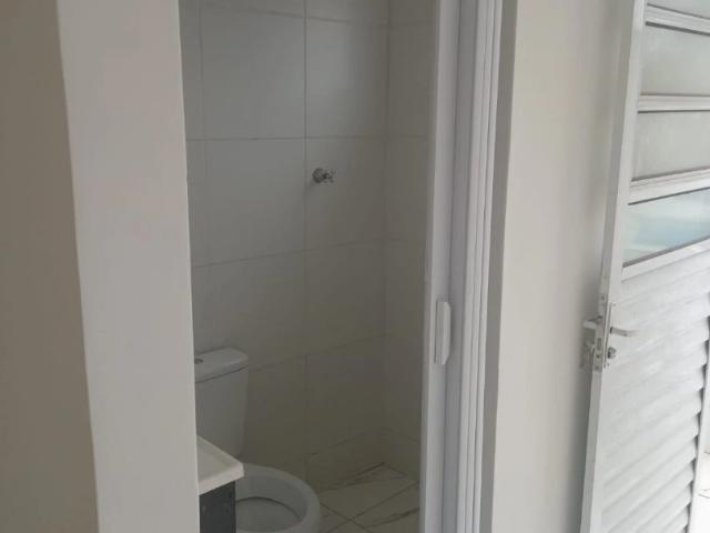 Kitnet / Stúdio para Locação em Santos/SP Vila Nova 1 Quartos