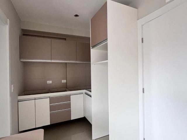 Kitnet / Stúdio para Venda em Curitiba/PR Centro 1 Quartos