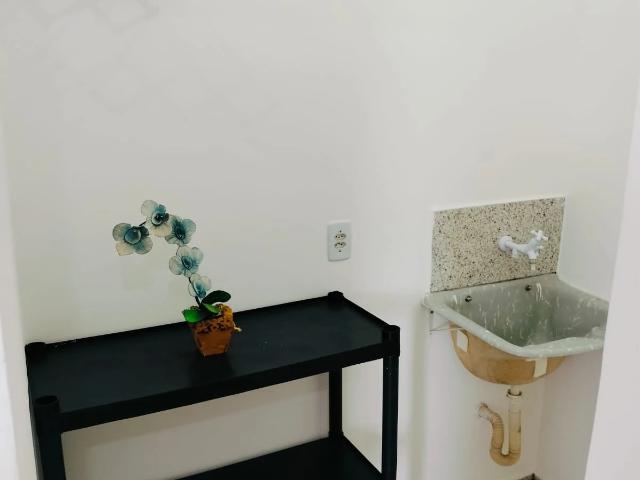 Kitnet / Stúdio para Venda em Aparecida de Goiânia/GO Parque Real de Goiânia 18 Quartos