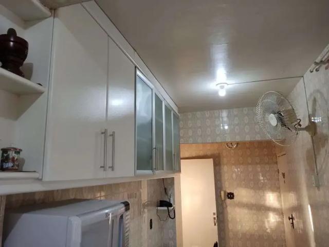 Kitnet / Stúdio para Venda em Londrina/PR Centro 4 Quartos