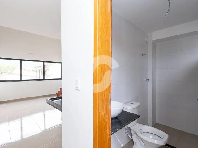 Kitnet / Stúdio para Venda em Niterói/RJ São Francisco 1 Quartos