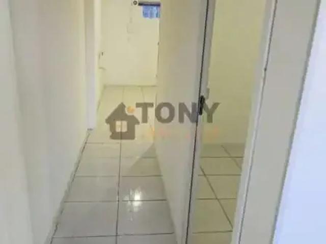 Kitnet / Stúdio para Venda em São José/SC Forquilhas 8 Quartos