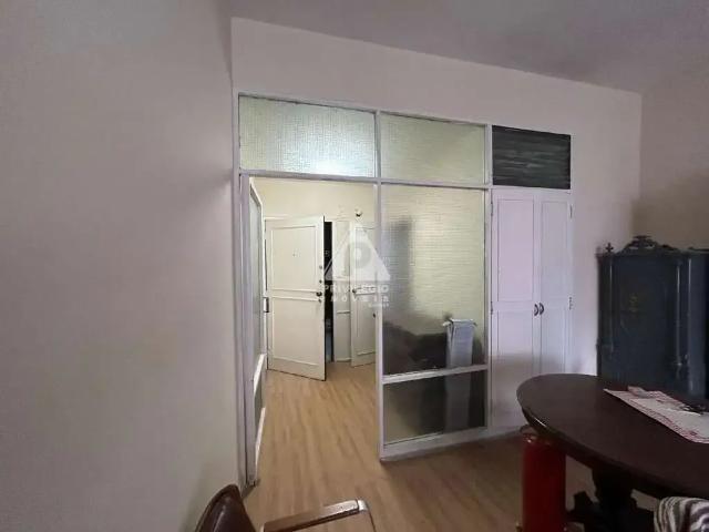 Kitnet / Stúdio para Venda em Rio de Janeiro/RJ Centro