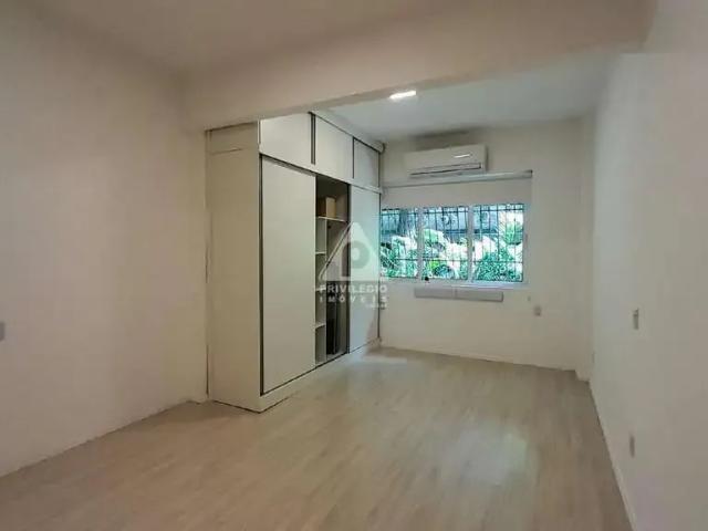 Kitnet / Stúdio para Venda em Rio de Janeiro/RJ Copacabana