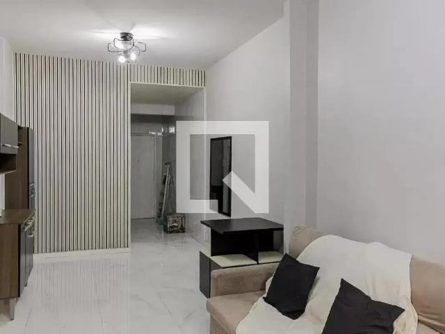 Kitnet / Stúdio para Venda em Rio de Janeiro/RJ Copacabana