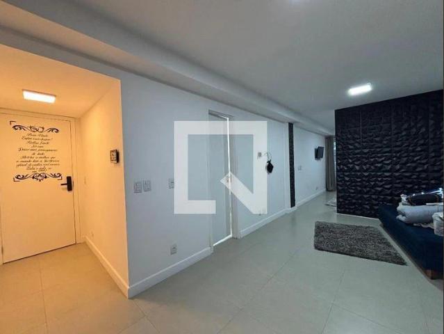 Kitnet / Stúdio para Venda em Rio de Janeiro/RJ Copacabana 1 Quartos