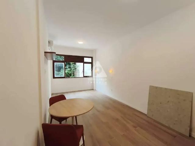 Kitnet / Stúdio para Venda em Rio de Janeiro/RJ Glória 1 Quartos