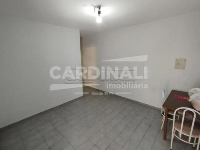 Kitnet para venda em Vila Brasília de 249.00m² com 8 Quartos e 8 Garagens
