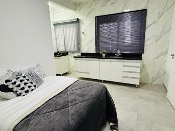 Kitnet para Aluguel com 1 quartos, 18 m² por R$ 1.200