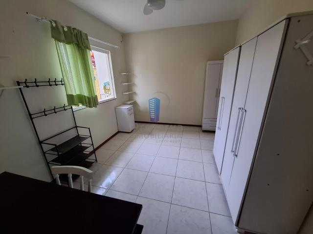 Kitnet para Aluguel com 1 quartos, 27 m² por R$ 2.200