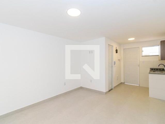 Kitnet, Penha, 1 Quarto, 22 m2 Rio de Janeiro