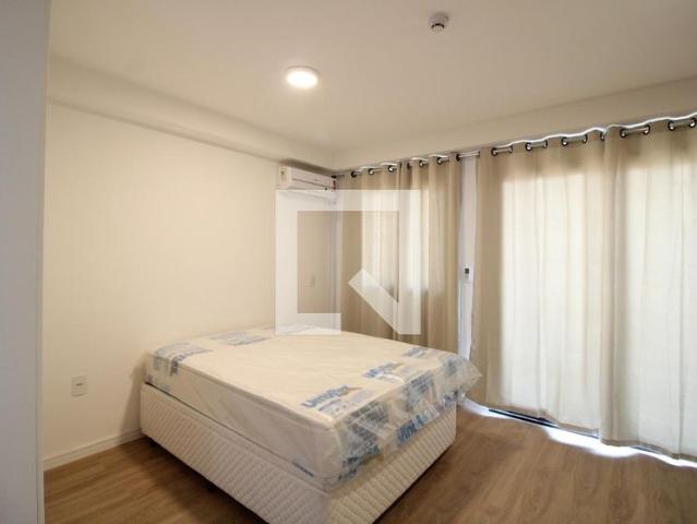 Kitnet, Perdizes, 1 Quarto, 24 m2 São Paulo