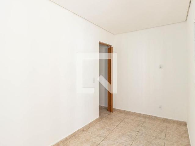 Kitnet, Piqueri, 1 Quarto, 30 m2 São Paulo
