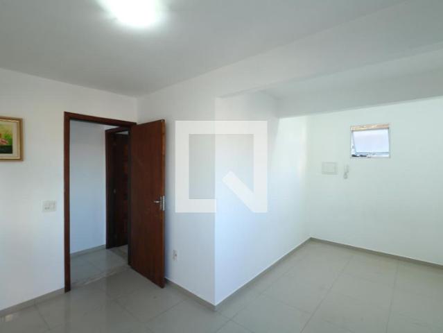 Kitnet, Piraporinha, 1 Quarto, 70 m2 Diadema