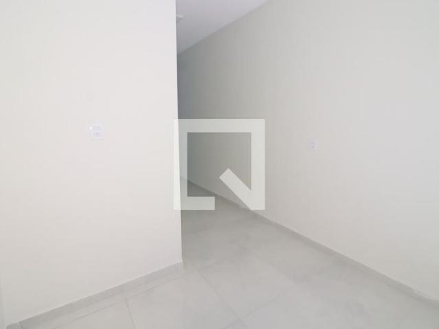 Kitnet, Quitaúna, 1 Quarto, 30 m2 Osasco