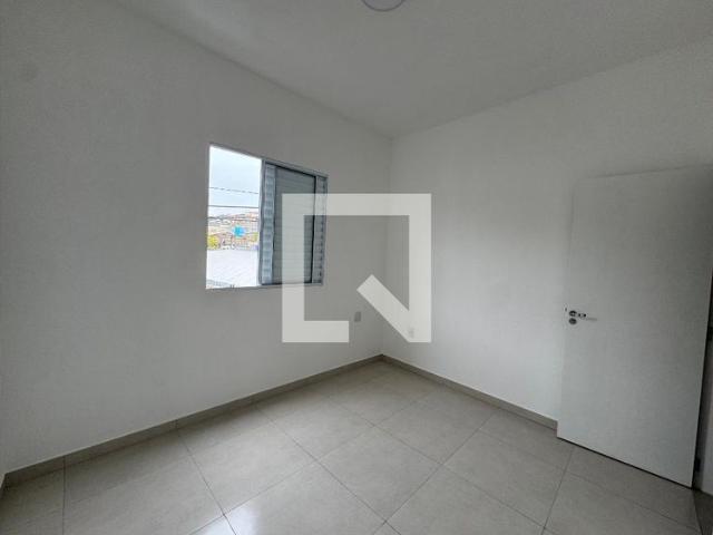 Kitnet, Quitaúna, 1 Quarto, 30 m2 Osasco