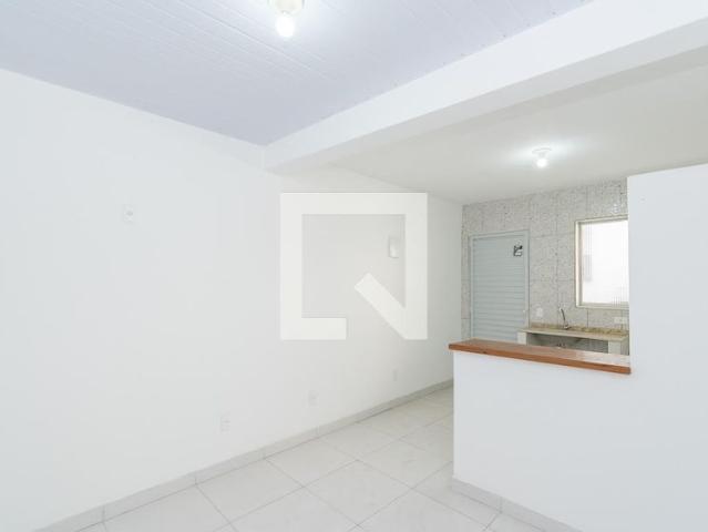 Kitnet, Ramos, 1 Quarto, 20 m2 Rio de Janeiro