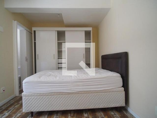 Kitnet, Rubem Berta, 1 Quarto, 28 m2 Porto Alegre