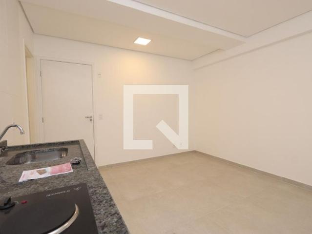 Kitnet, Vila Alpina, 1 Quarto, 19 m2 São Paulo